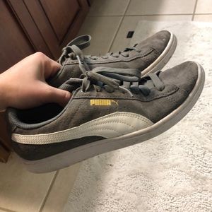 Puma Sneakers